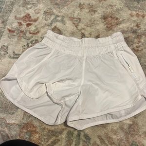 White lululemon shorts
